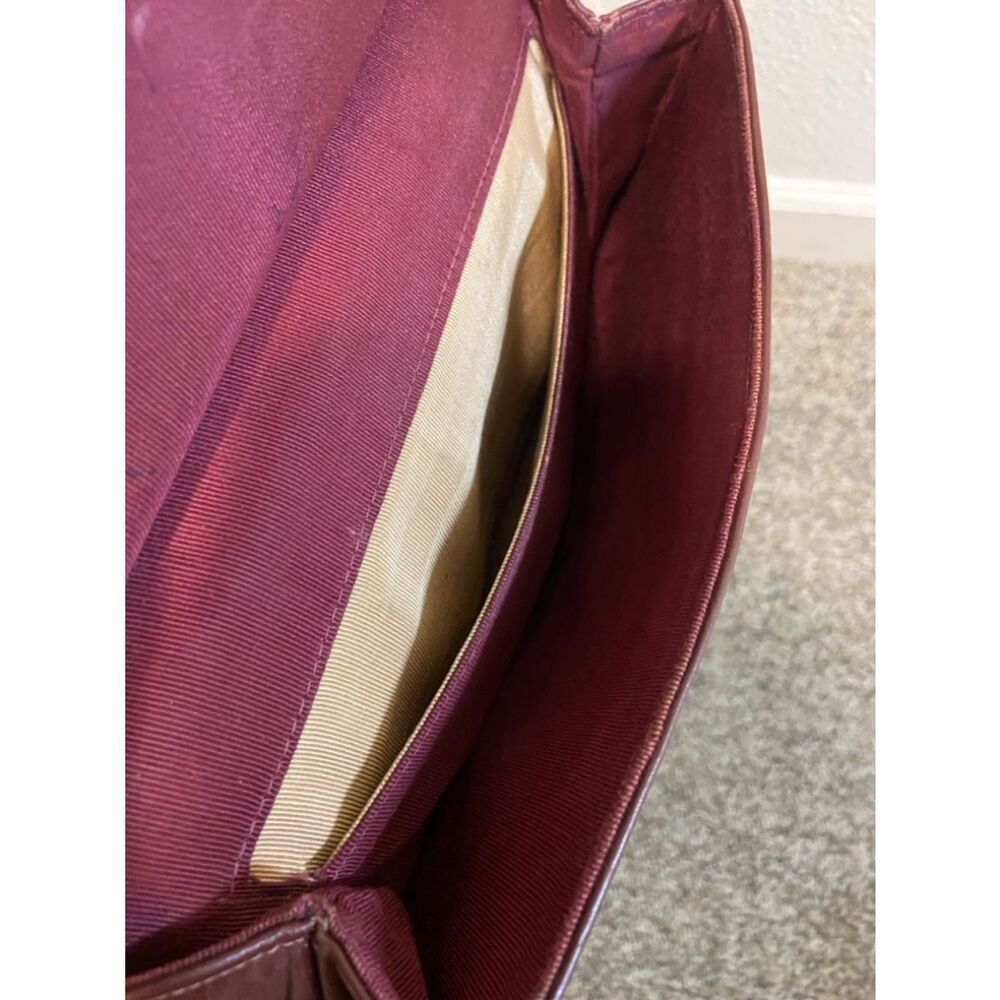Elegant Dark Brown Leather Shoulder Bag with Fold-Over Flap - Picture 10 of 16
